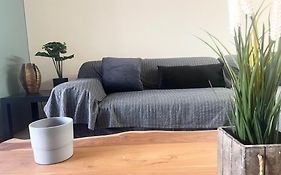 212 Apartment, A 2-Bedroom Escape